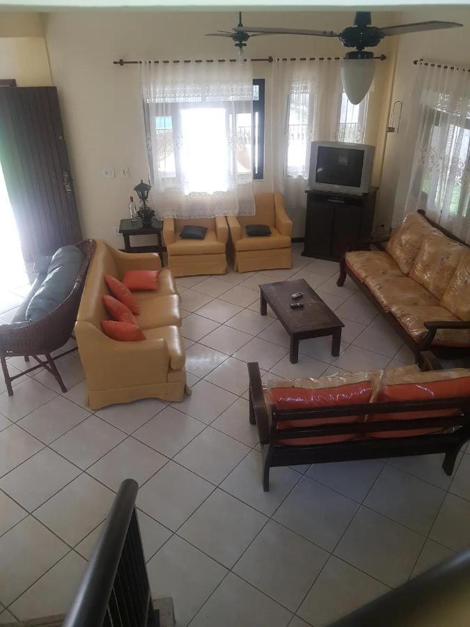 Belissima Casa Em Itauna A 300 Metros Da Praia Saquarema Exteriör bild